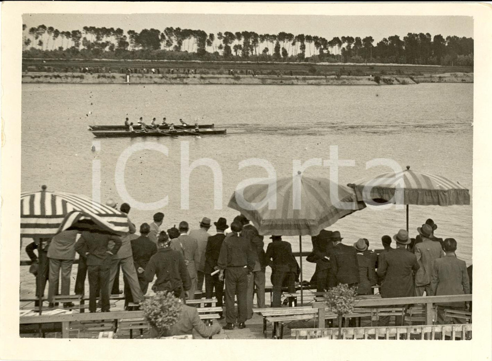 Fotografia d'epoca originale 1936 MILANO Canottaggio Pareggio squadre Milano e INTRA 1
