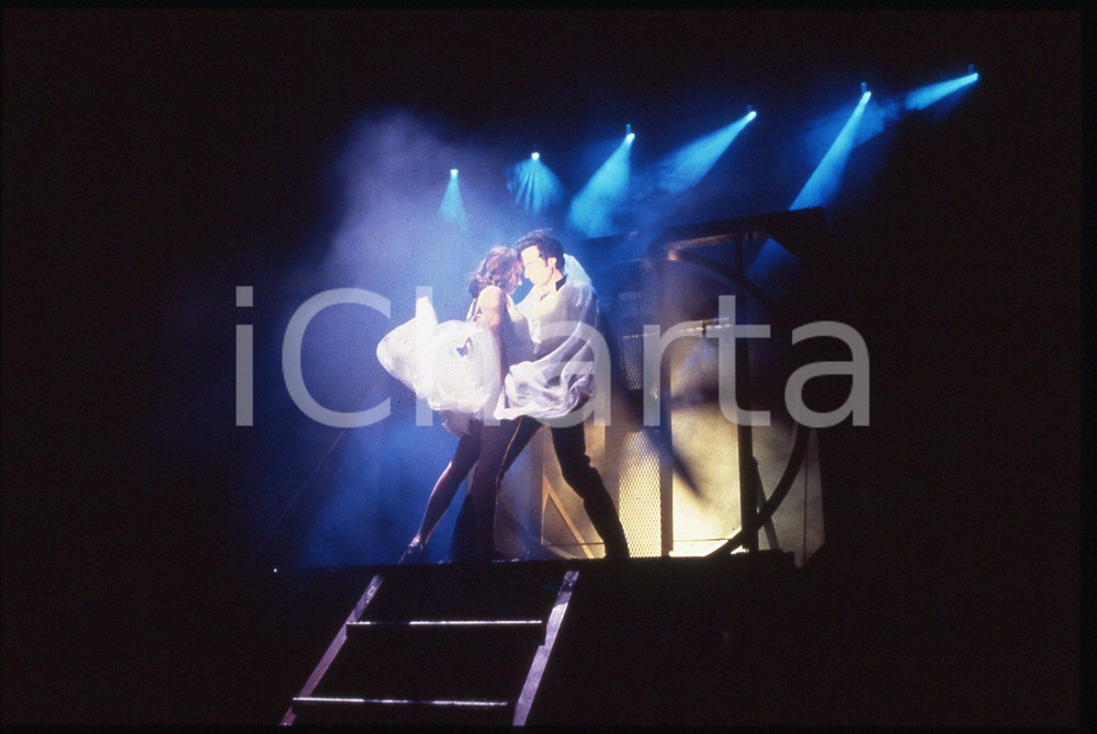 35mm vintage slide* 1990ca SPETTACOLO David COPPERFIELD durante spettacolo