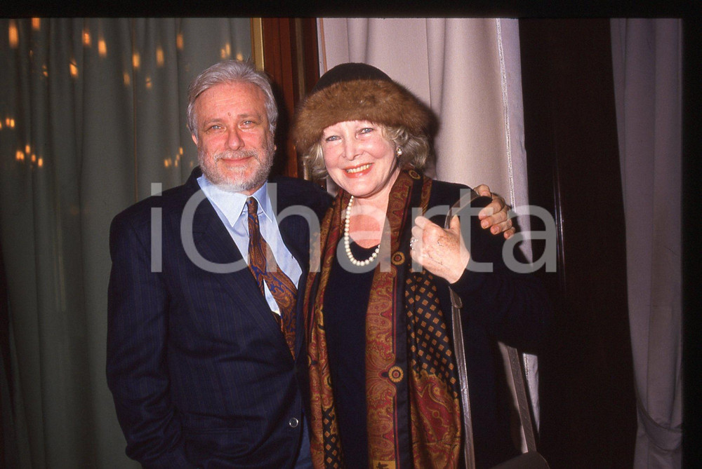 35mm vintage slide* 1988 COSTUME - Luciano DE CRESCENZO e Caterina BORATTO (10)