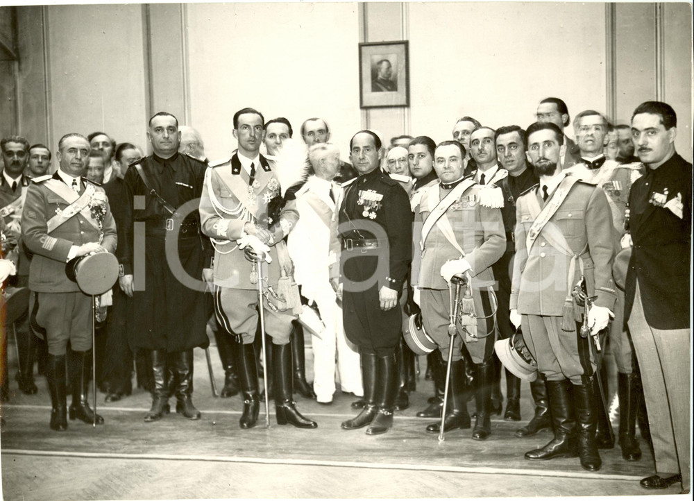 Fotografia d epoca originale 1934 MILANO Umberto II al  Grande Rapporto degli Ufficiali in congedo Foto 1
