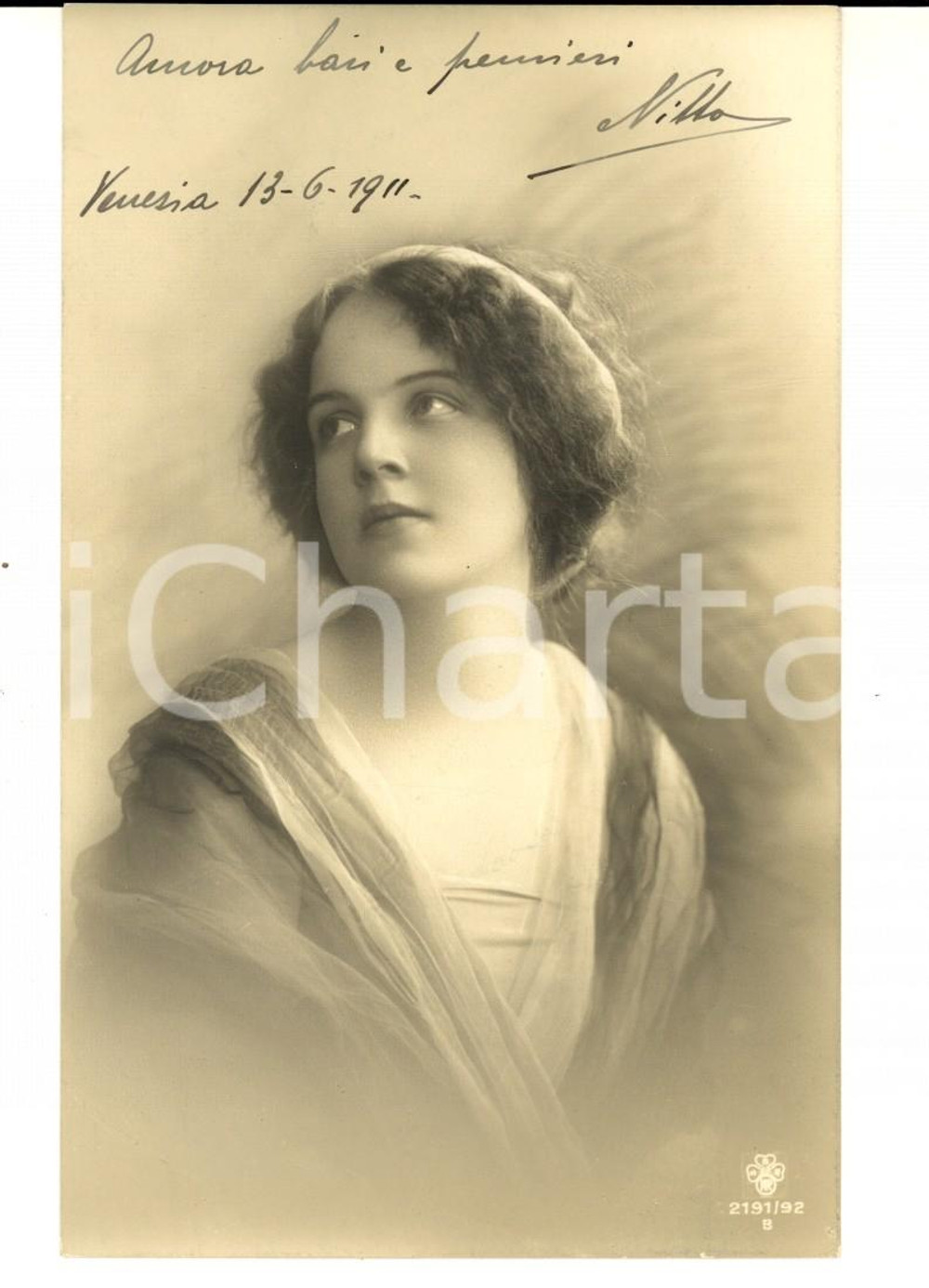 Cartolina originale da collezione 1911 VENEZIA Giovane donna in posa romantica *Cartolina ing. Benedetto BONELLI 1