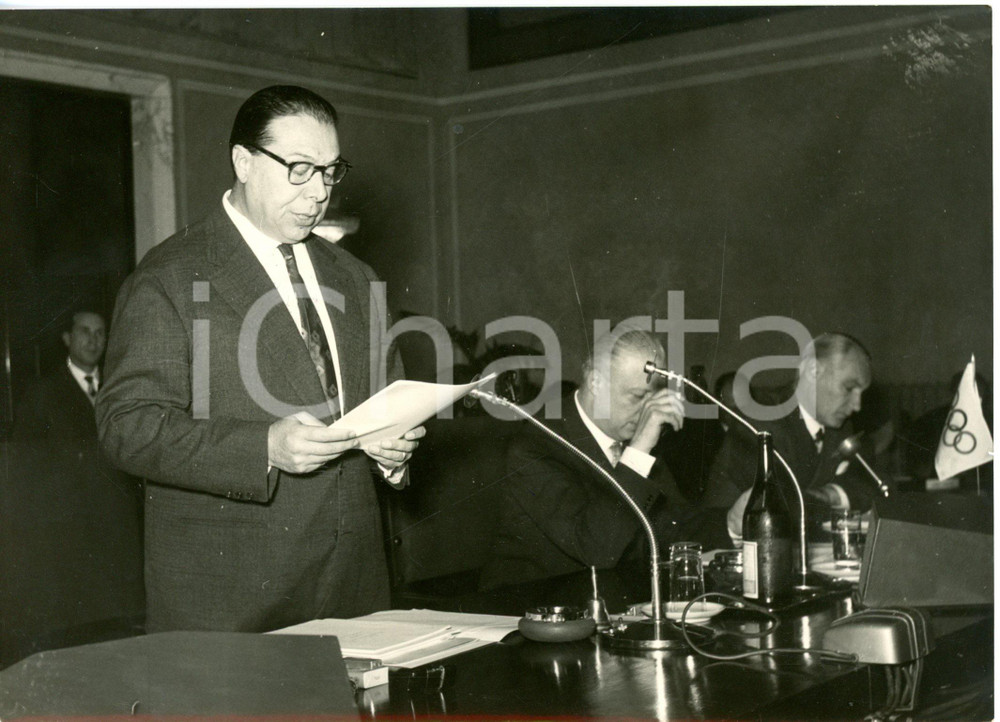 1958 ROMA - Riunione CONI per OLIMPIADI 1960 - Discorso di Giulio ONESTI *Foto