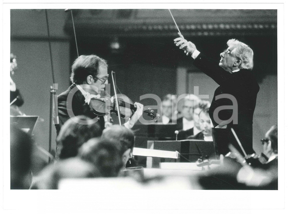 Fotografia d epoca originale 1980 ca MUSICA Leonard BERNSTEIN Gidon KREMER Photo DEUTSCHE GRAMMOPHON 1