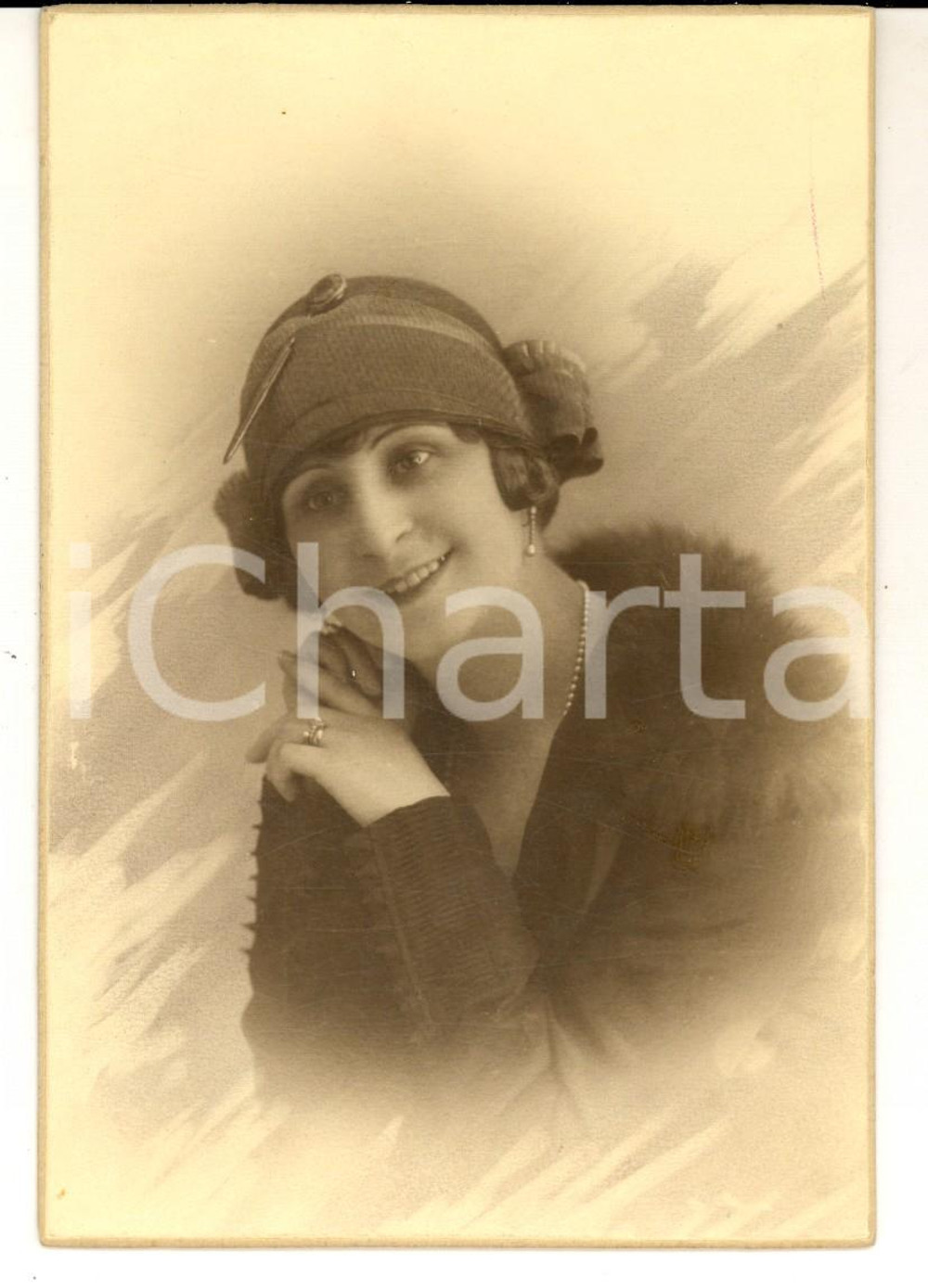 Fotografia d epoca originale 1925 BARCELONA Ritratto di donna in pelliccia Foto GARRIGOSA VINTAGE 1