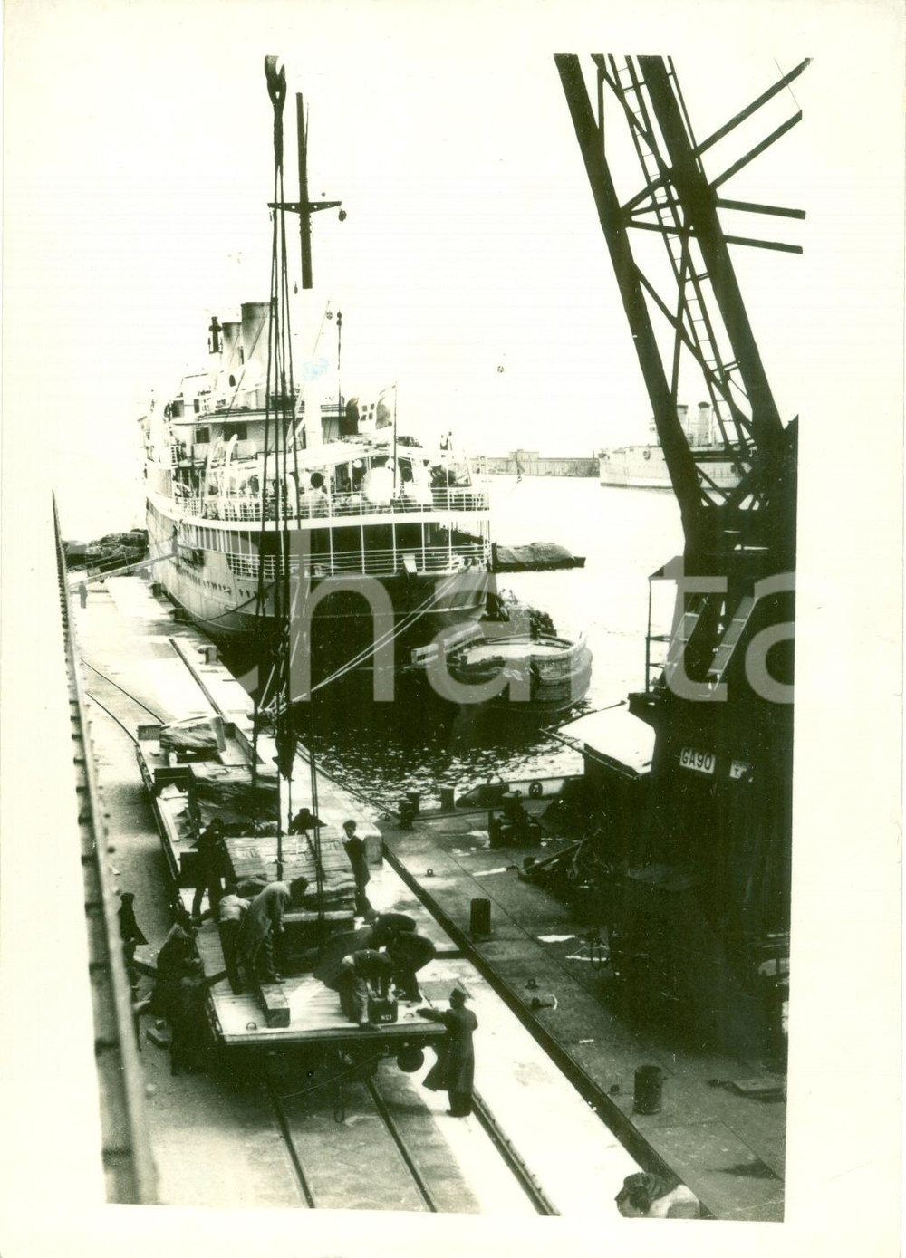 Fotografia d epoca originale 1937 NAPOLI Sbarco Stele di AXUM dal Piroscafo ADUA Fotografia ANIMATA 1