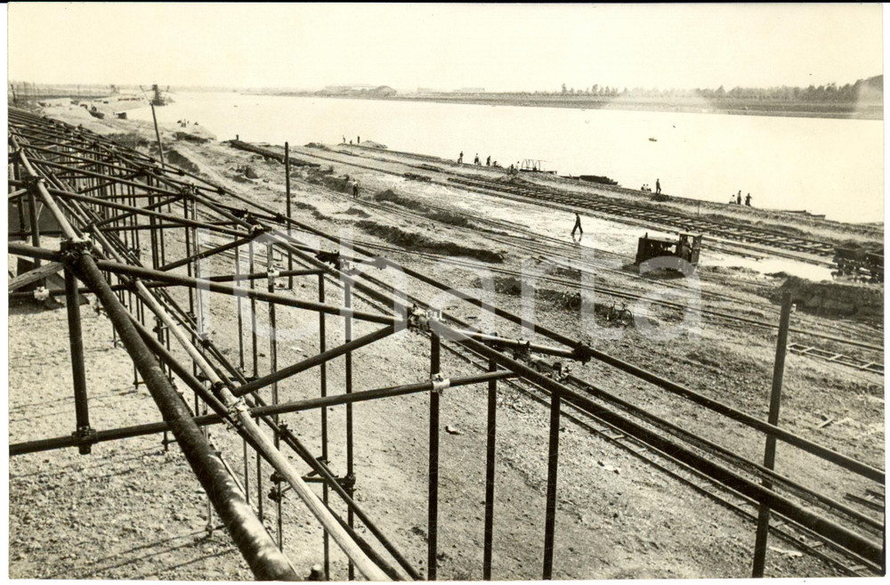Fotografia d epoca originale 1938 MILANO Ultimi lavori edilizi all IDROSCALO Fotografia 1