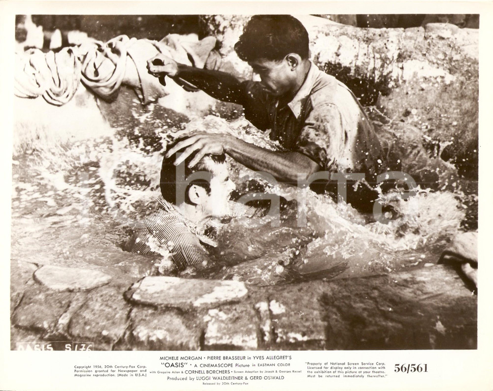 Fotografia d epoca originale 1955 OASIS Sequenza di annegamento Regia di Yves ALLEGRET Foto di scena 1