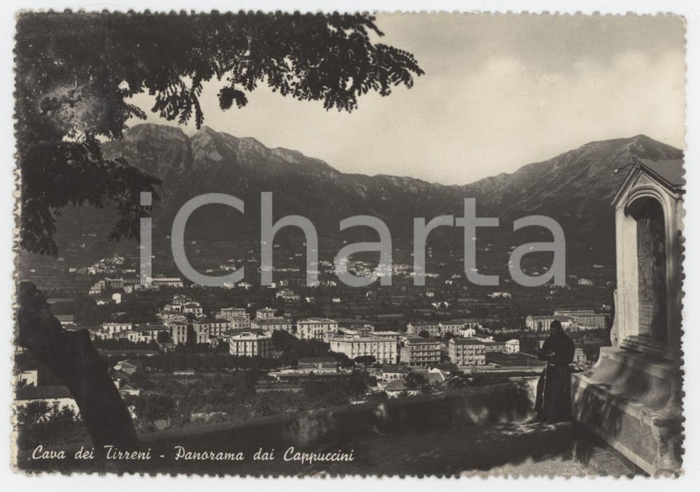 Cartolina originale da collezione 1958 CAVA DE  TIRRENI Frate sul piazzale del Convento dei Cappuccini  Cartolina 1