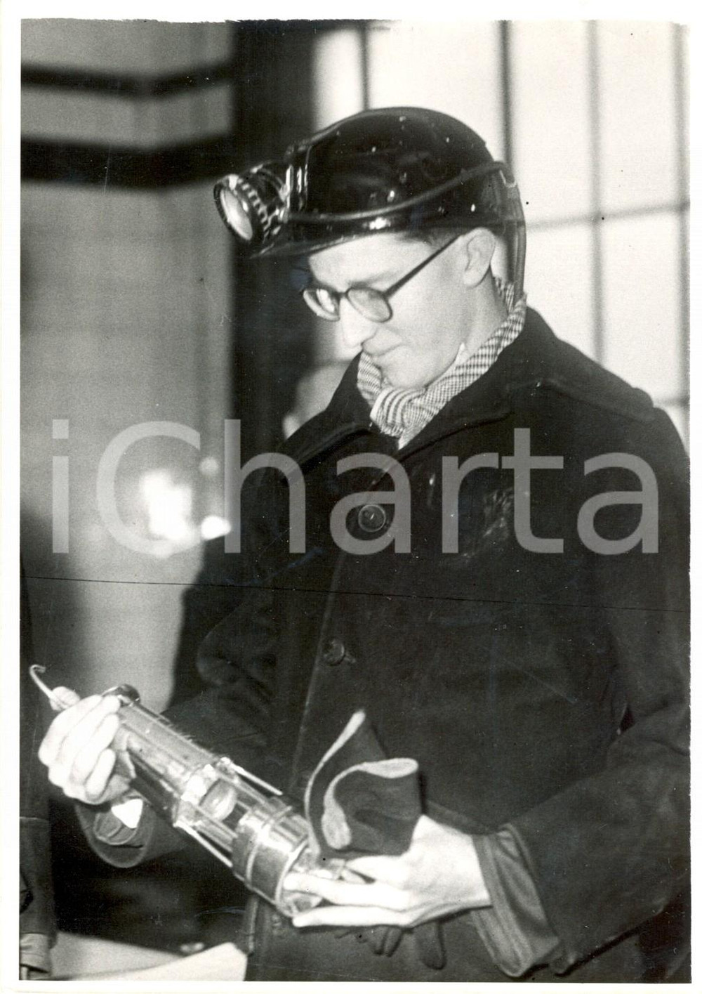 Fotografia d epoca originale 1960 ca GENK B Re BALDOVINO durante la visita alla miniera di WATERSCHEI 1