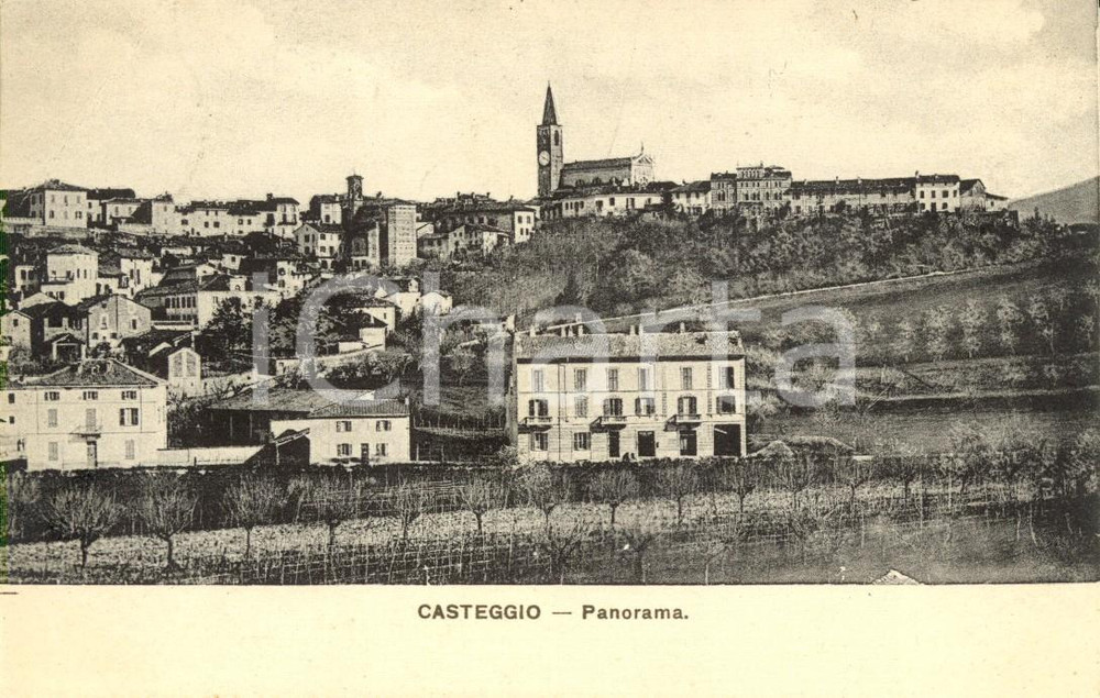 Cartolina originale da collezione 1910 CASTEGGIO (PV) Panorama del paese e della chiesa *Cartolina postale FP VG 1
