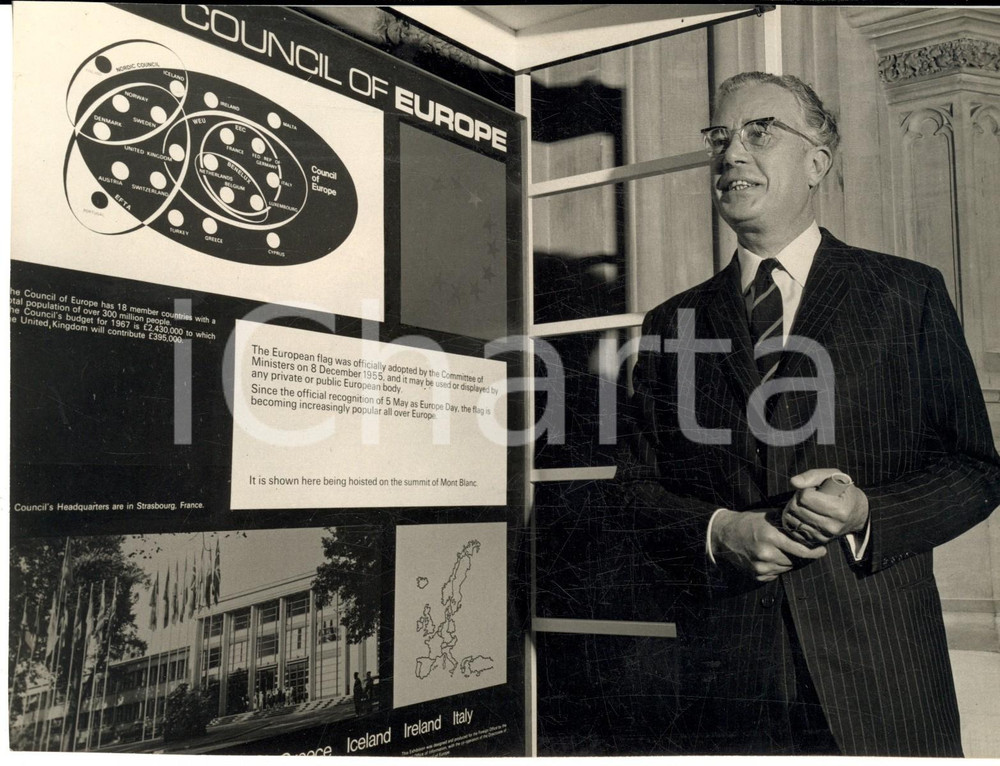 1967 LONDON Sir Geoffrey DE FREITAS opens Coucil of Europe Exhibition - Photo