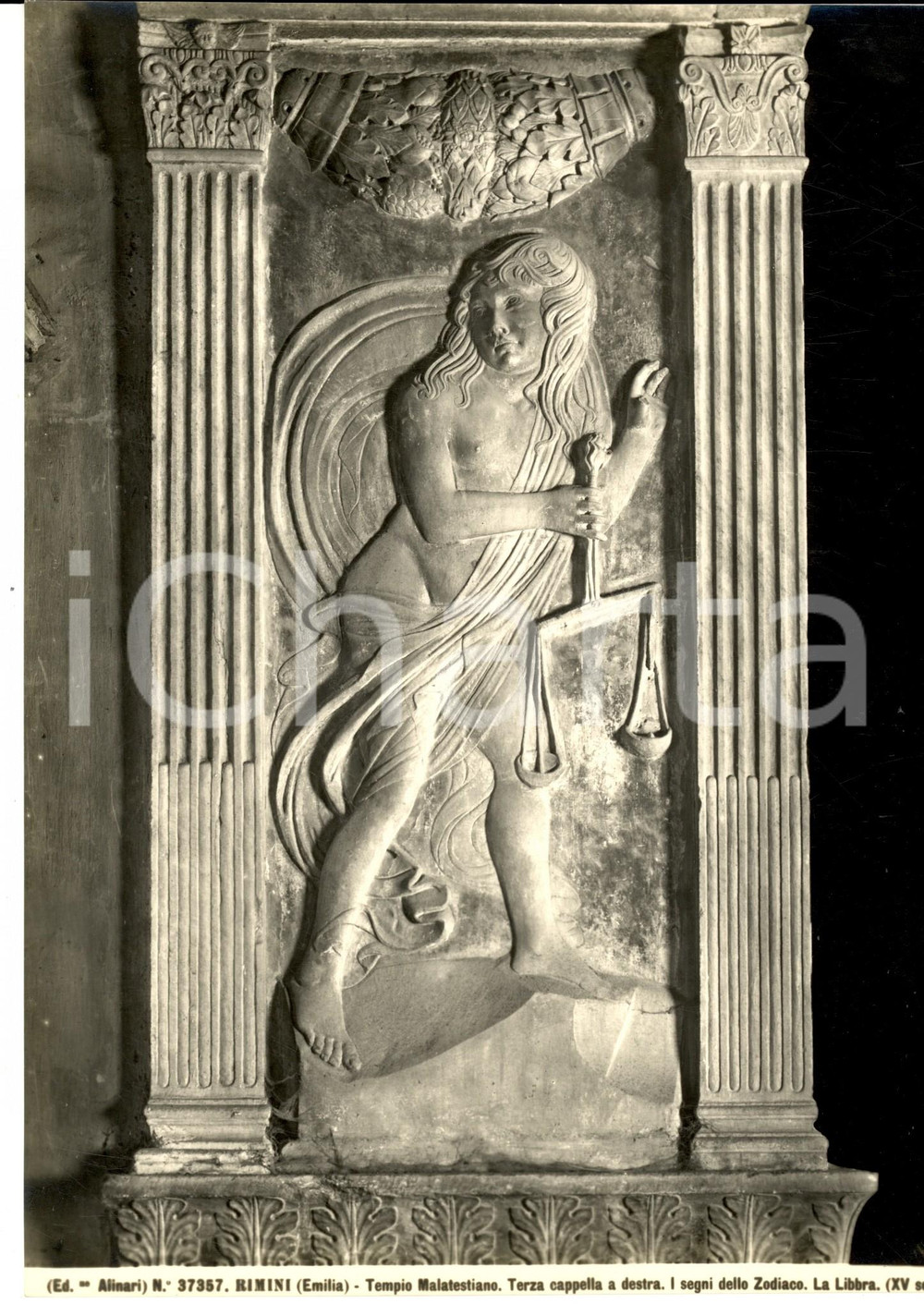 Fotografia d epoca originale 1930 ca RIMINI Tempio MALATESTIANO Segni dello Zodiaco  Libbra Foto ALINARI 1