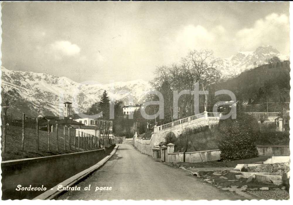 Cartolina originale da collezione 1954 SORDEVOLO (BI) Entrata al paese *Cartolina postale FG VG 1