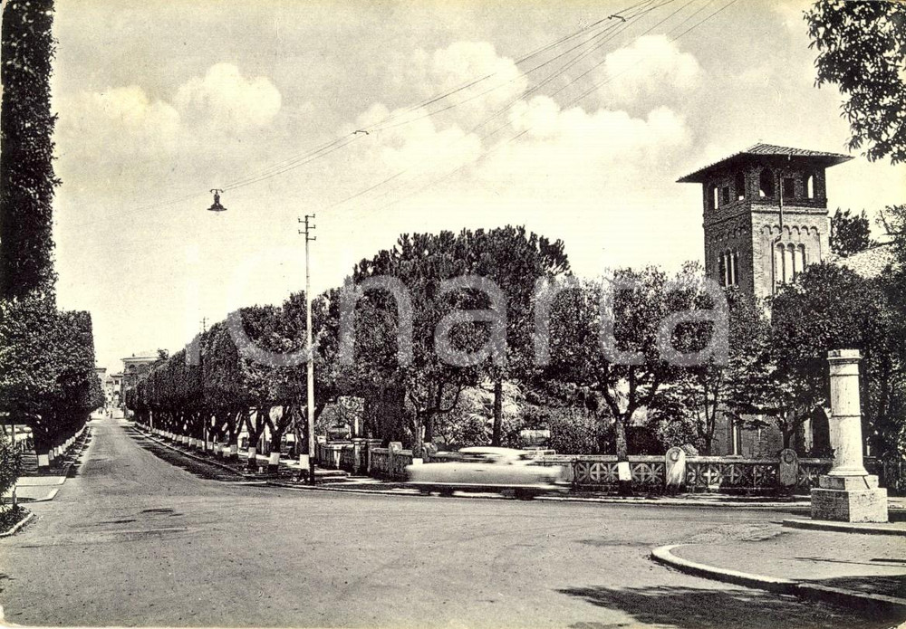 Cartolina originale da collezione 1961 SPOLETO La passeggiata *Cartolina ANIMATA con auto FG VG 1