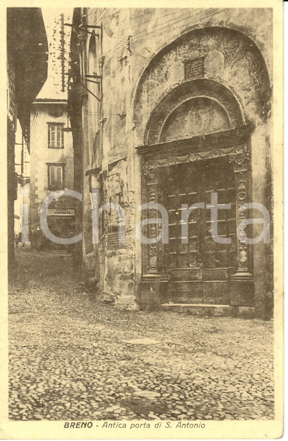 Cartolina originale da collezione 1910 ca BRENO BS Antica porta di SANT ANTONIO con marmista CLERICI FP NV 1