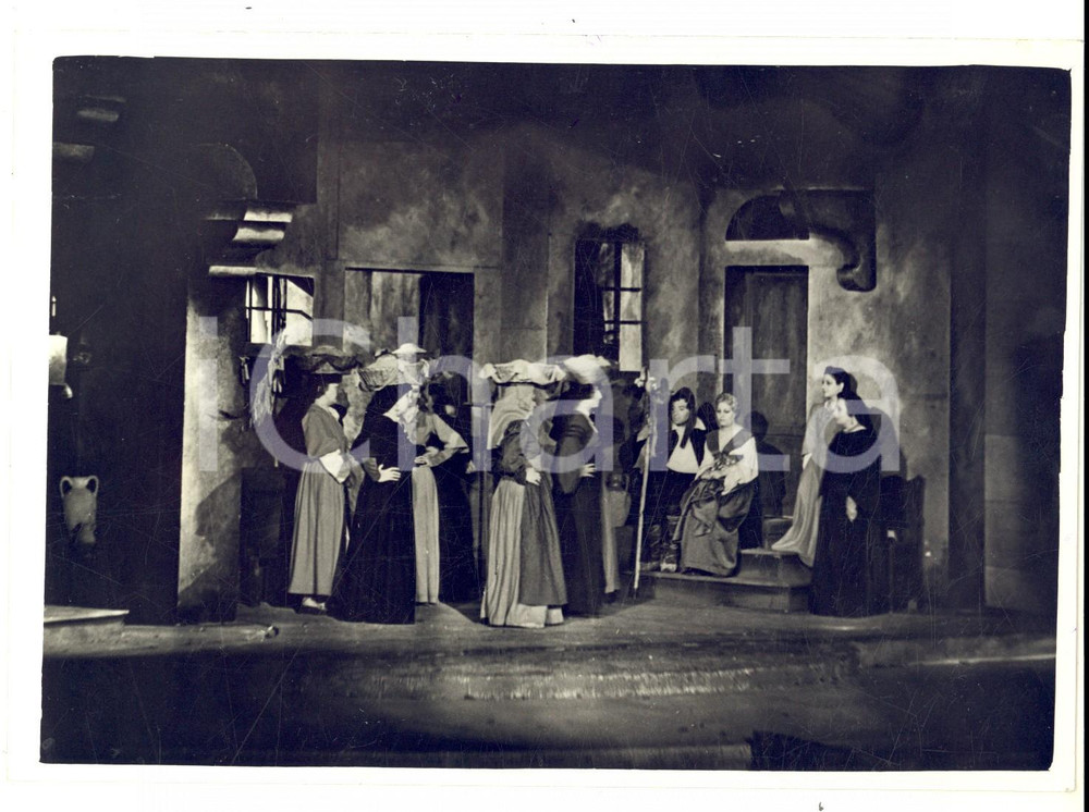 Fotografia d epoca originale 1938 ERBA TEATRO LICINIUM Regia Guido SALVINI  La figlia di Iorio Foto scena 1