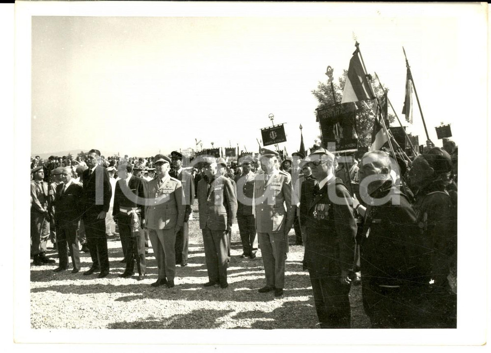 Fotografia d epoca originale 1950 ca Raduno della Federazione Nazionale ARDITI D ITALIA Foto 14x10 1