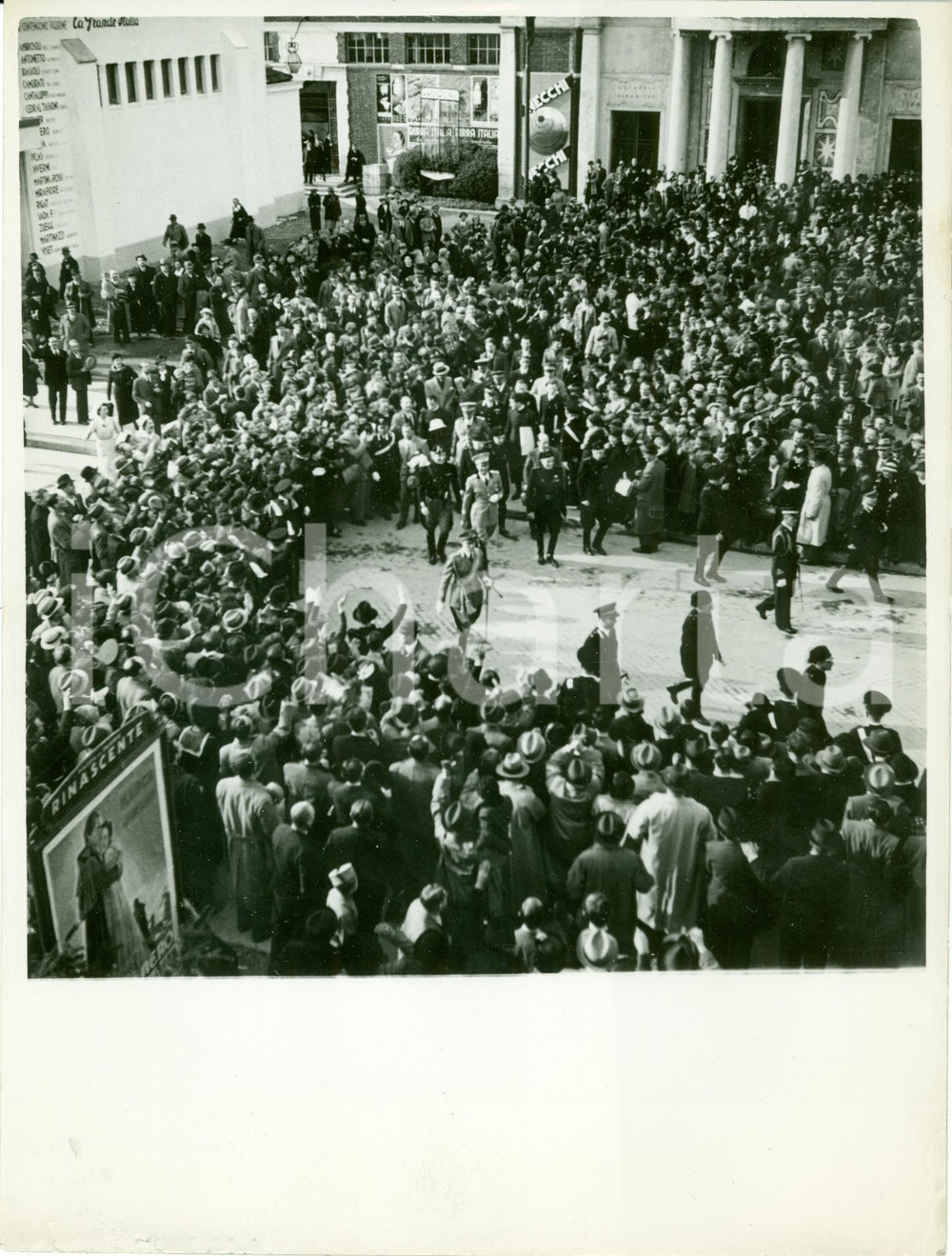 Fotografia d epoca originale 1937 MILANO Principe UMBERTO II visita Fiera Campionaria FOTOGRAFIA 1