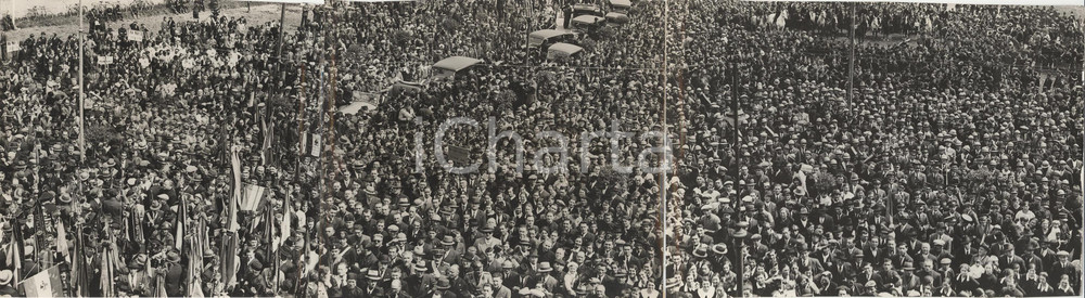 Fotografia d epoca originale 1935 RHO MI CittÃ  in piazza per l adunanza fascista Foto 1