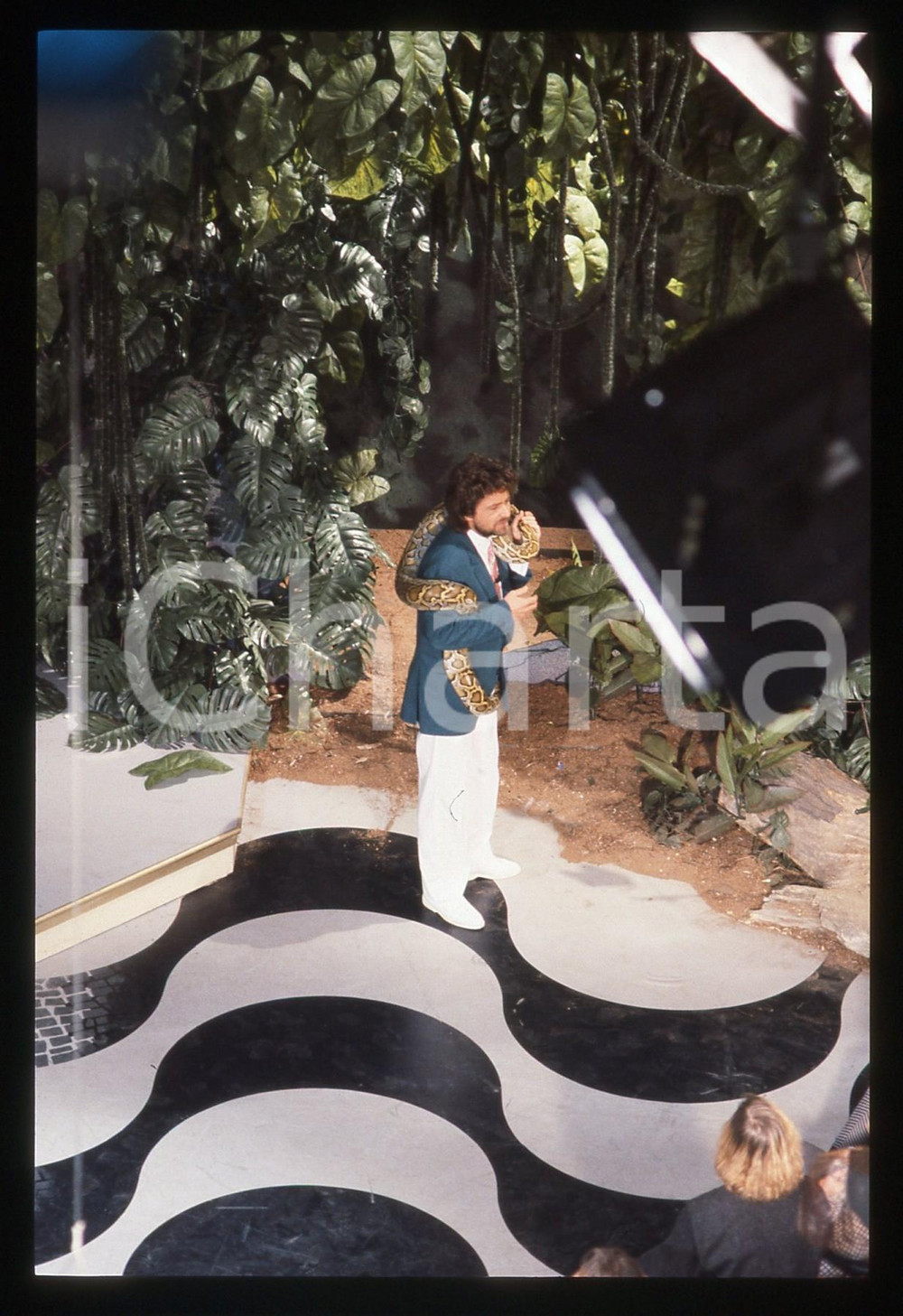 35mm vintage slide* 1984 "TE LO DO IO IL BRASILE" Beppe GRILLO in scena (4)