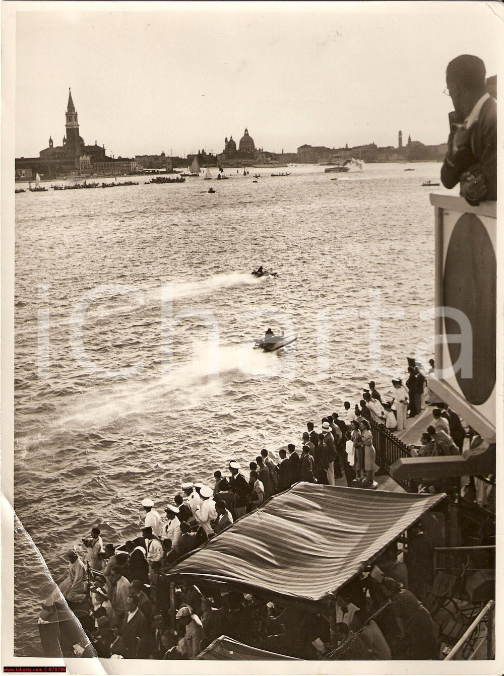 Fotografia d epoca originale 1938 VENEZIA Gara motonautica Bacino SAN MARCO Offshore Racing 1