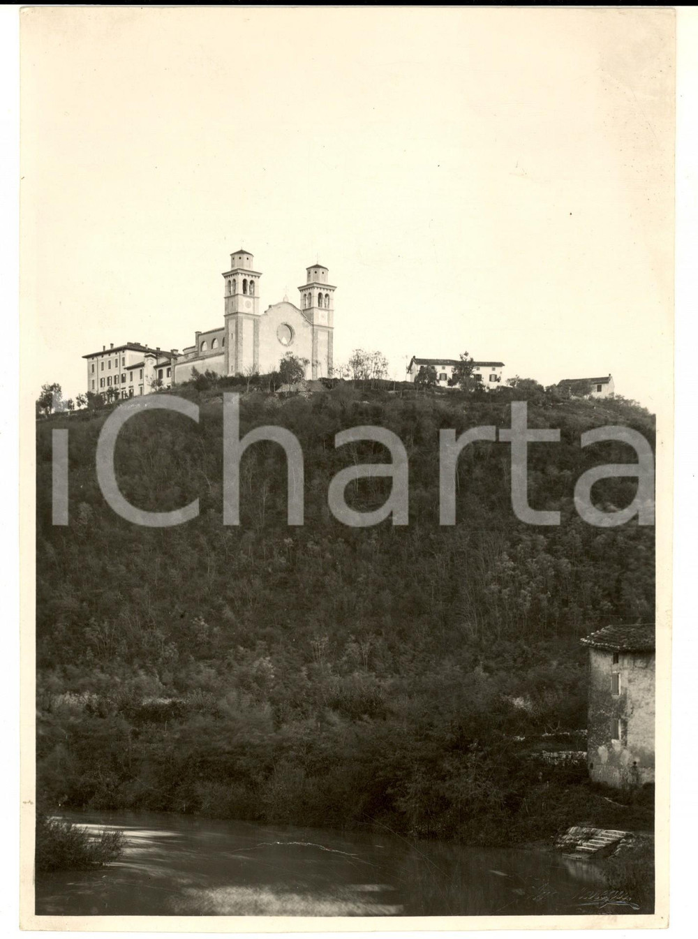 Fotografia d epoca originale 1955 ca MERNA SLOVENIA Santuario del Monte Grado ricostruito  Foto 18x24 1