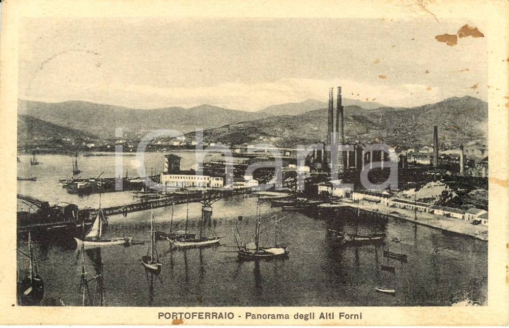 Cartolina originale da collezione 1929 PORTOFERRAIO (LI) Panorama alti forni con barche *Cartolina DANNEGGIATA FP 1