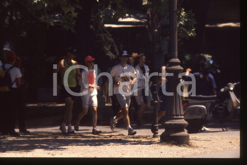 35mm vintage slide* 1990 ca ROMA MADONNA Louise Veronica CICCONE - Jogging 12