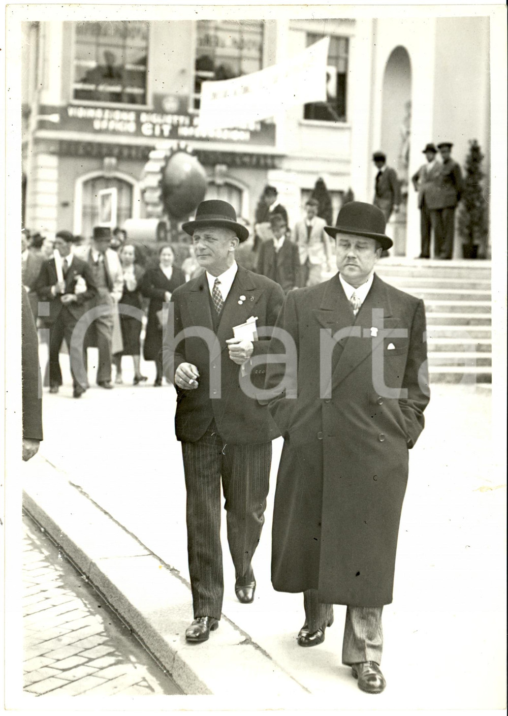 Fotografia d epoca originale 1939 MILANO Ludwig FICHTE visita la Fiera Campionaria Fotografia 1