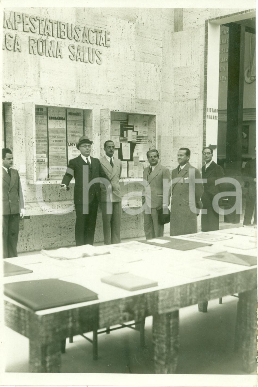 Fotografia d epoca originale 1936 ROMA VATICANO Giuseppe BOTTAI visita Esposizione Stampa Cattolica FOTO 1