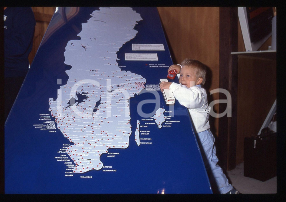 35mm vintage slide* 1990 ca SVEZIA - COSTUME Robin BORG Ritratto (2)