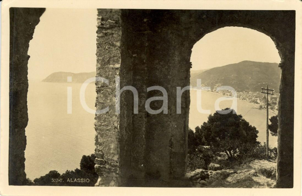 Cartolina originale da collezione 1930 ca ALASSIO (SV) Scorcio panoramico paese e costa *Cartolina postale FP NV 1