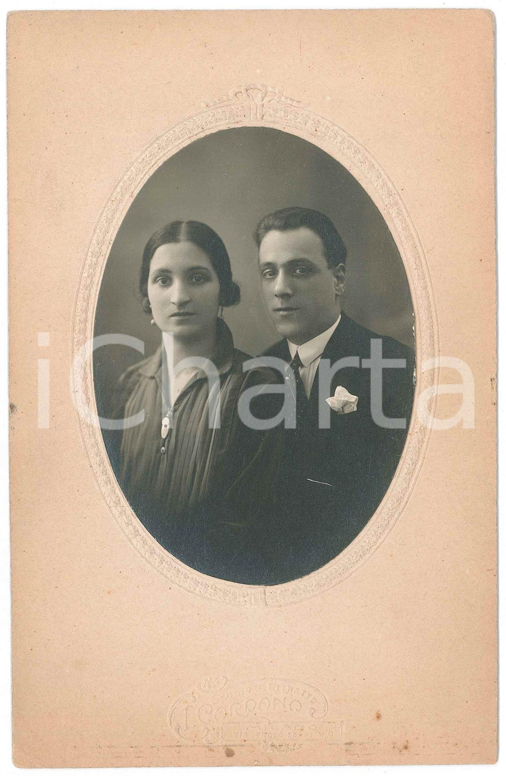 Fotografia d epoca originale 1920 ca MILANO Moglie e marito  Ritratto  Foto I. CARDANO 13x20 cm 1
