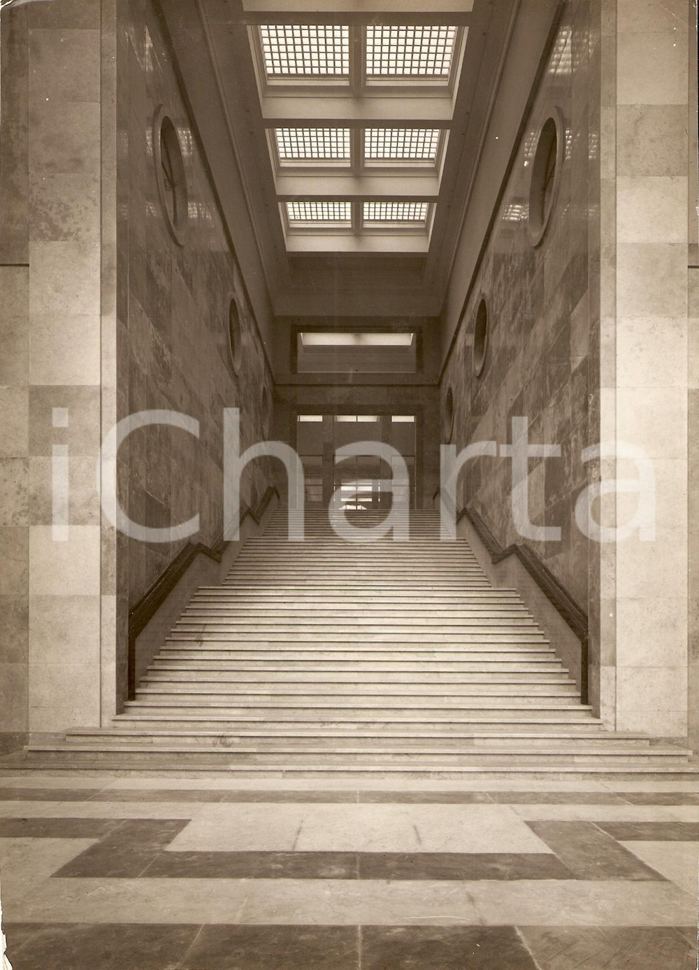 Fotografia d'epoca originale 1936 NAPOLI Lo scalone della nuova stazione marittima 1