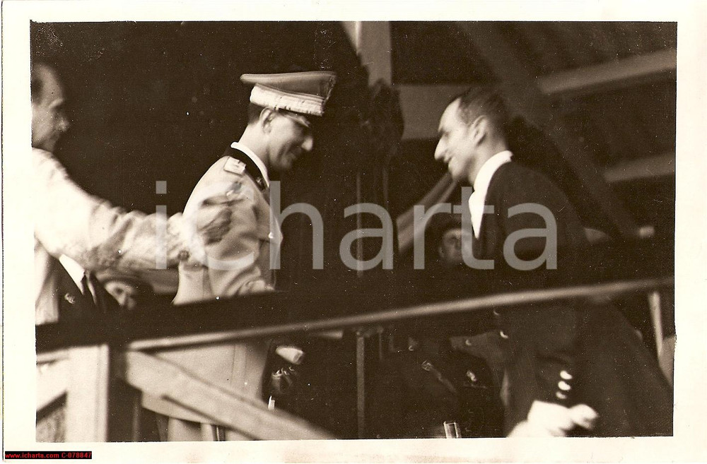 Fotografia d epoca originale 1936 NAPOLI Conc. Ippico UMBERTO SAVOIA premia AZZONE 1