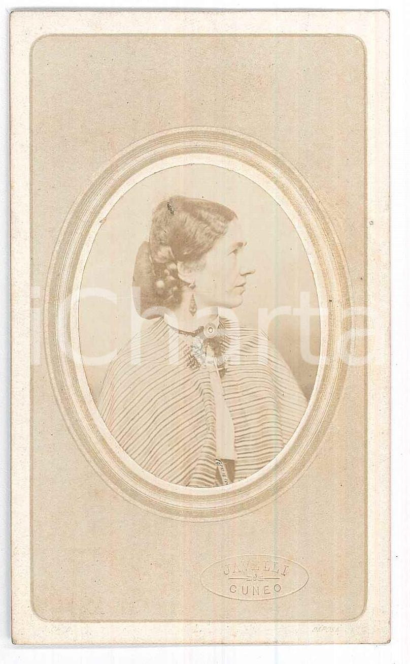 Fotografia d epoca originale 1870 ca CUNEO Nobildonna con scialle a righe  Ritratto  Foto JAVELLI CDV 1