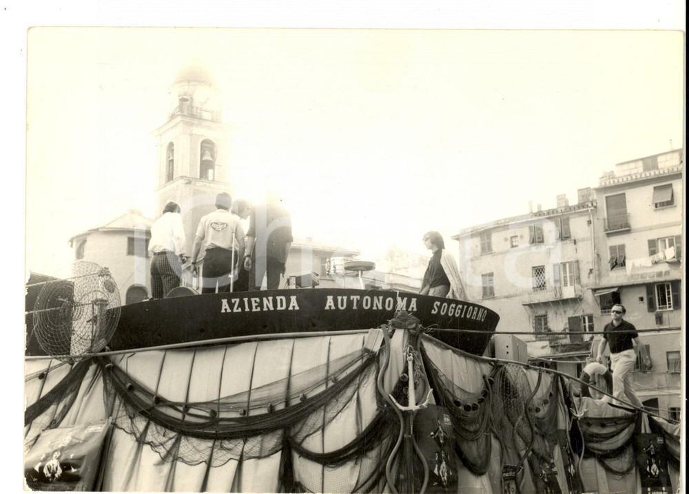 Fotografia d epoca originale 1950 ca CAMOGLI Veduta con barca AZIENDA AUTONOMA DI SOGGIORNO Foto 19x13 1