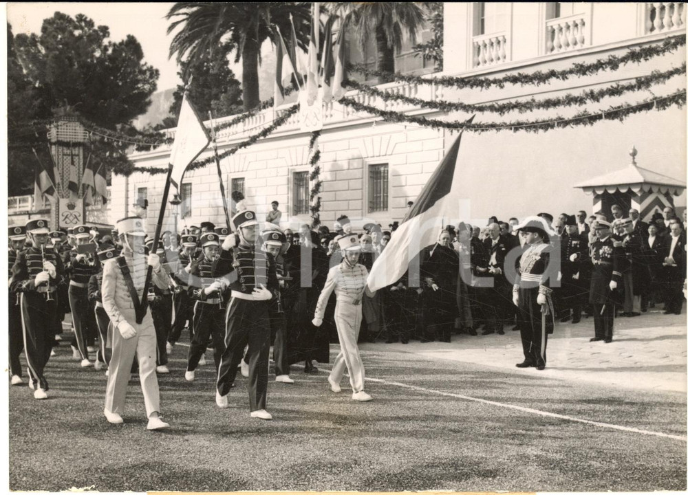 1953 MONACO Fête nationale monégasque - La fanfare des cadets *Photo 18x13 cm