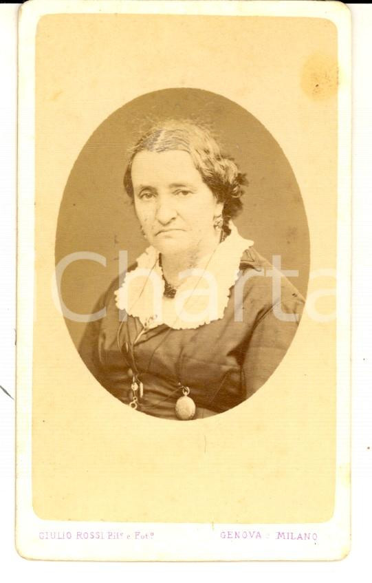 Fotografia d epoca originale 1870 ca GENOVA Ritratto di anziana donna con l orologio Foto GIULIO ROSSI CDV 1