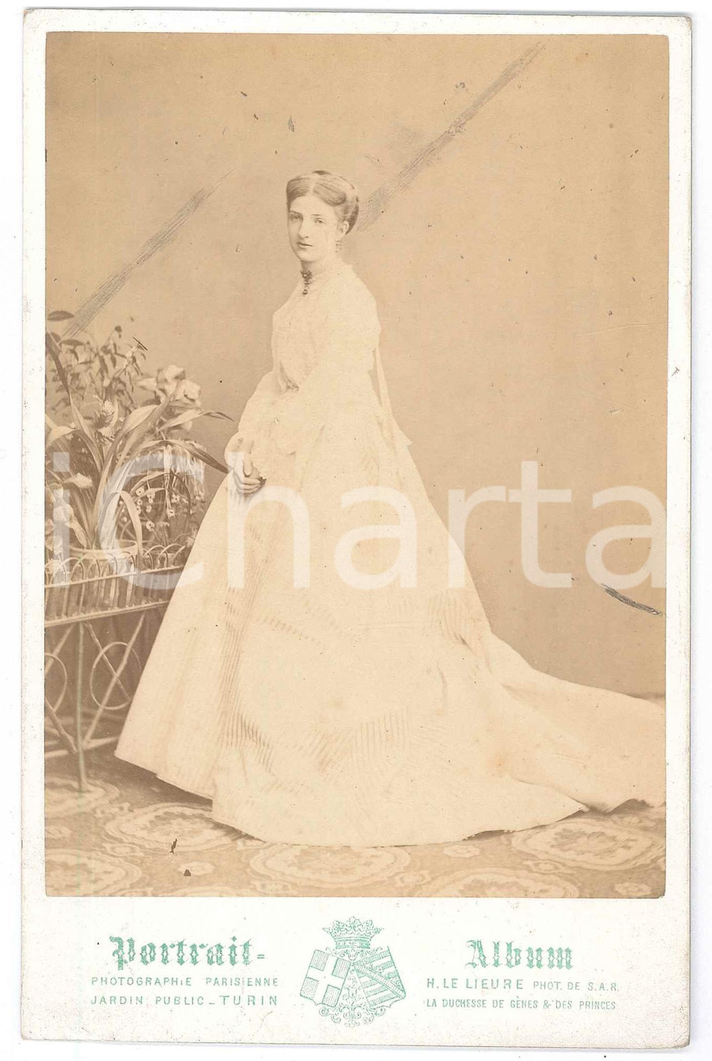 Fotografia d epoca originale 1867/68 TORINO Margherita di SAVOIA  Ritratto in abito bianco Foto LE LIEURE 1