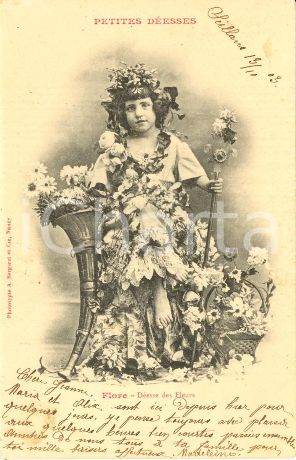 Cartolina originale da collezione 1903 NANCY FRANCIA COSTUMI Bambina vestita da dea FLORA Cartolina ANIMATA FP 1