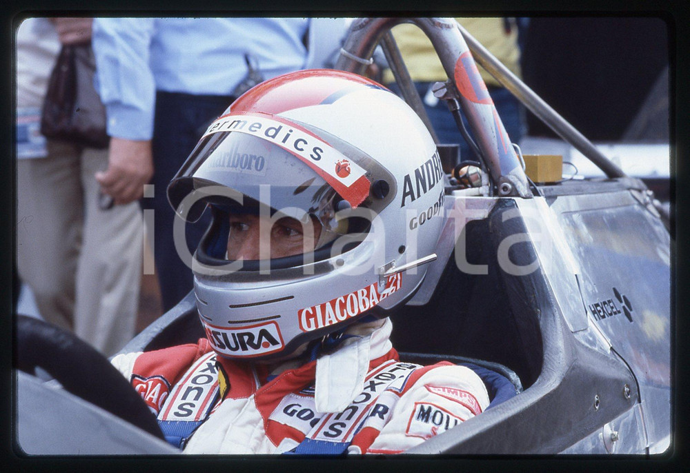 35mm vintage slide* 1982 GP MONZA Mario ANDRETTI su FERRARI 126 C2 ai box (2)
