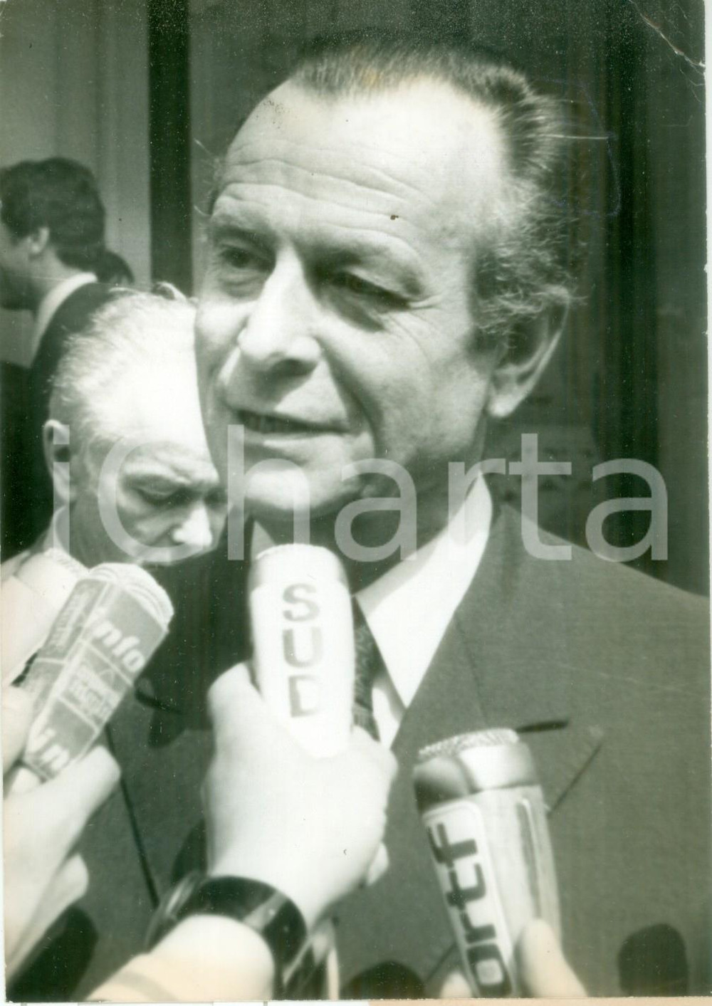 Fotografia d epoca originale 1974 PARIS Jean LECANUET parla ai giornalisti dell incontro con CHIRAC Foto 1