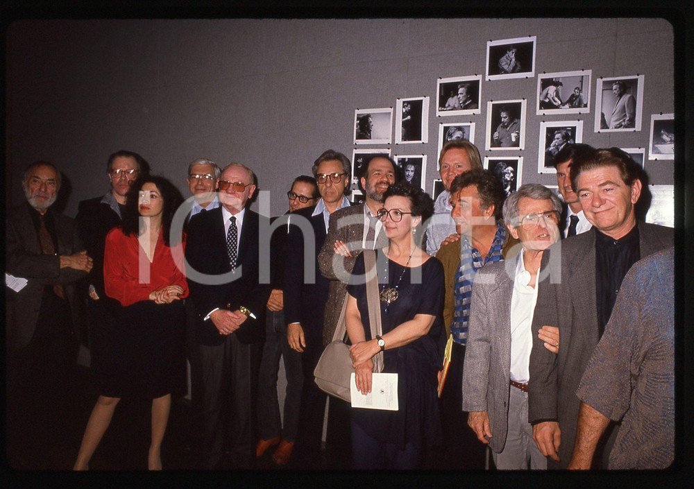 35mm vintage slide* 1989 HOLLYWOOD Peter FALK Jon VOIGHT Peter BOGDANOVICH (1)