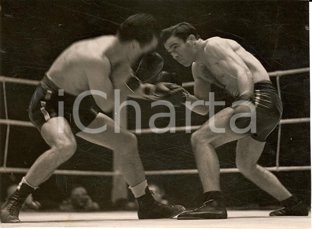 Fotografia d'epoca originale 1939 FRANCIA PUGILATO Incontro tra due pugili sul ring *Fotografia 14x10 cm 1