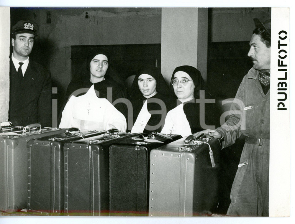 1954 ROMA CIAMPINO Suore missionarie in partenza per SYDNEY - Foto 18x13 cm