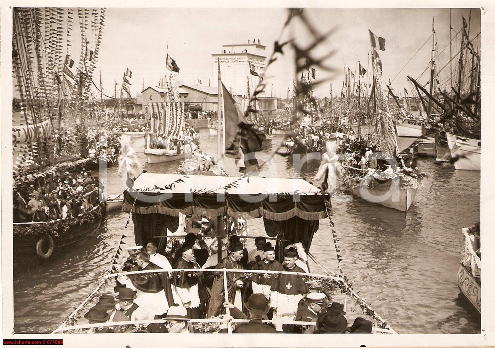 Fotografia d epoca originale 1938 Sables d Olonne Cardinal VERDIER fete de la mer 1