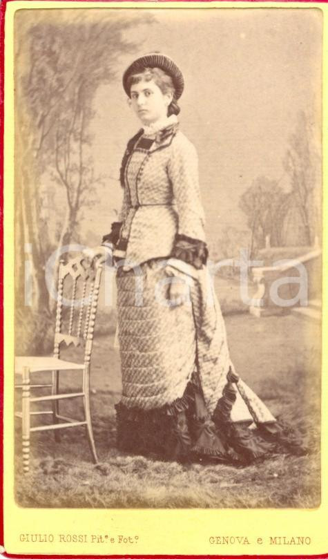 Fotografia d epoca originale 1880 ca GENOVA Ritratto di donna in studio Foto GIULIO ROSSI pittore 1