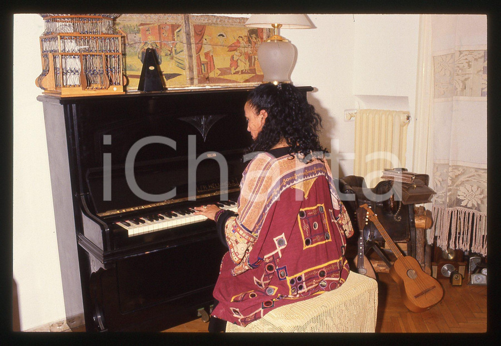 35mm vintage slide* 1990 ca MILANO - Paola BUZZI (29)