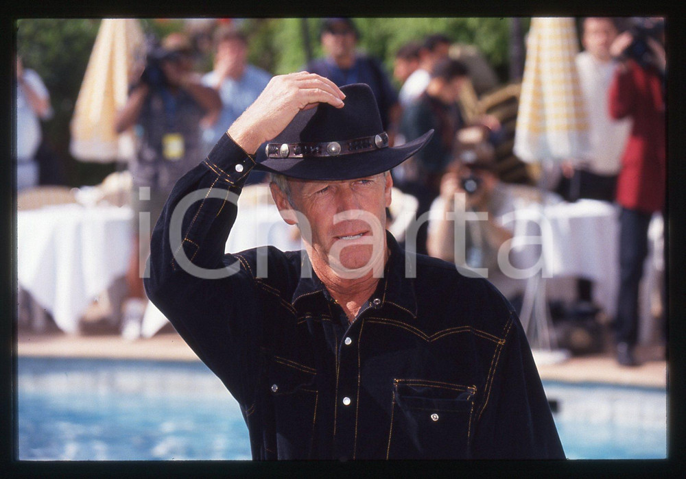 35mm vintage slide* 1994 FESTIVAL DI CANNES Paul HOGAN - Photocall (11)